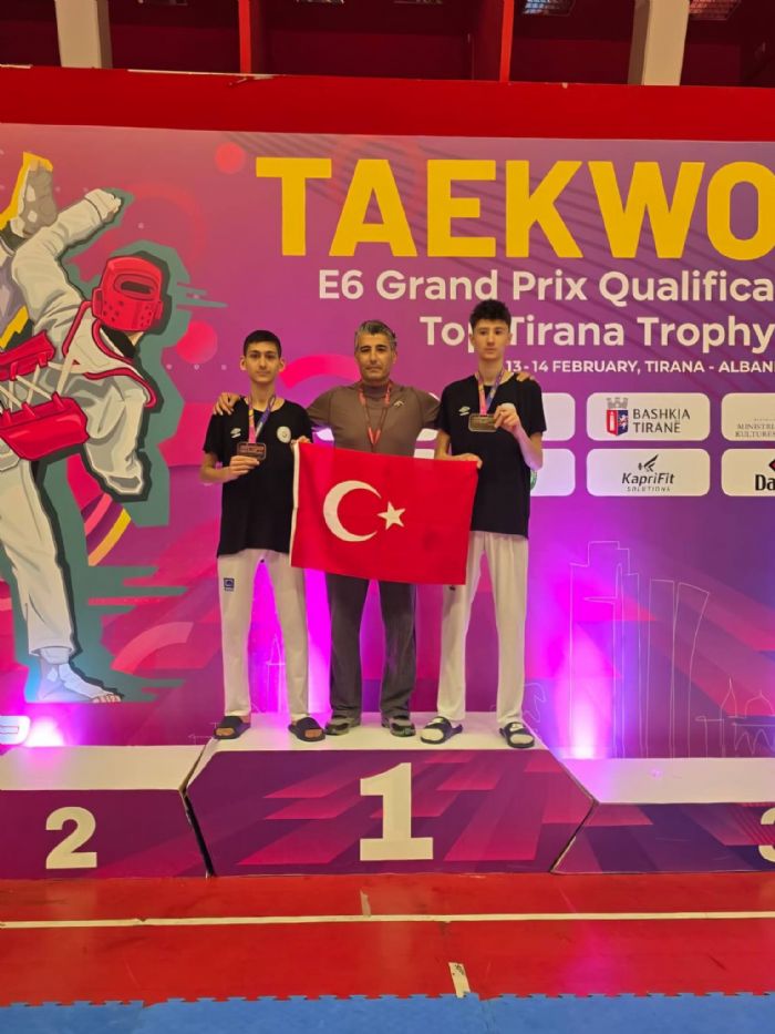 Taekwondocular�m�z Tiran�da k�rs�ye ��kt�
